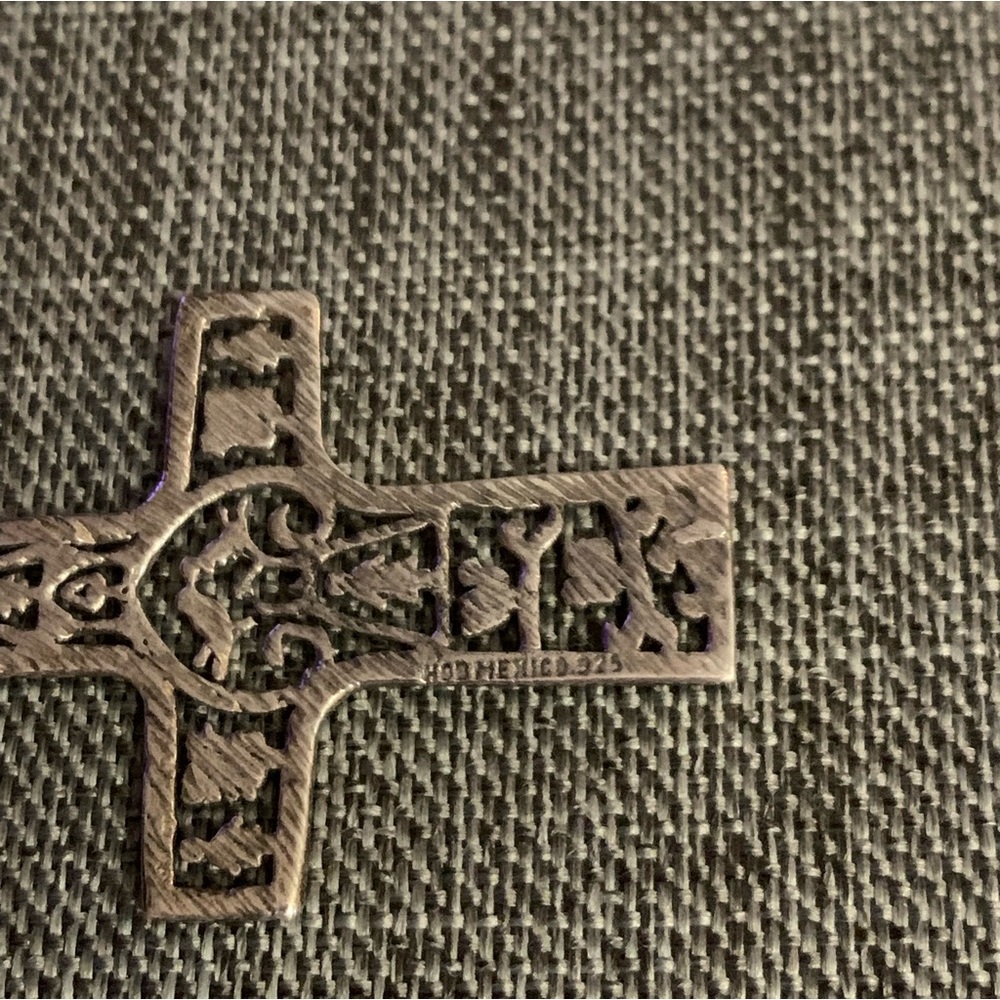 ✝️ TREE OF LIFE CROSS PENDANT ✝️ - Picture 3 of 5